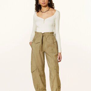 NWT -- Ba&sh OLLI Sweetheart Neckline Top, Size 2